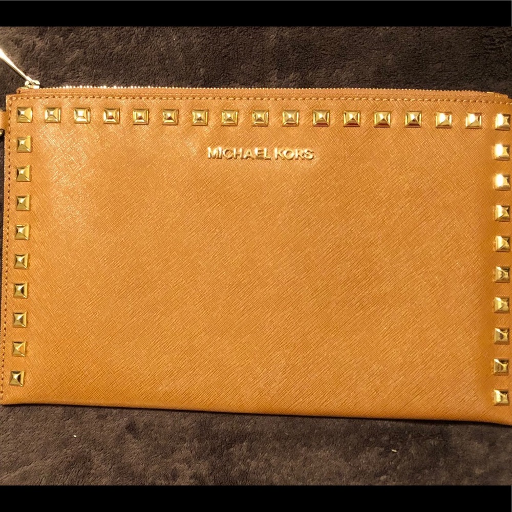 MICHAEL KORS LARGE CLUTCH 👜 PURSE
